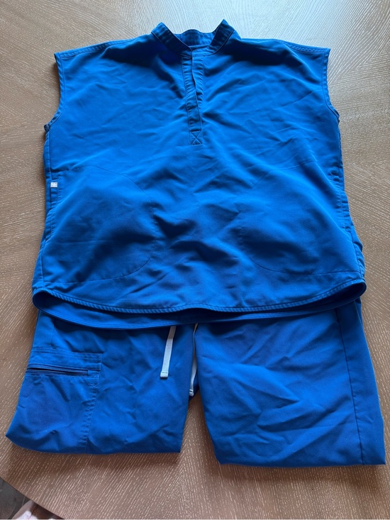 Figs Other - Figs royal blue top is medium bottoms are large